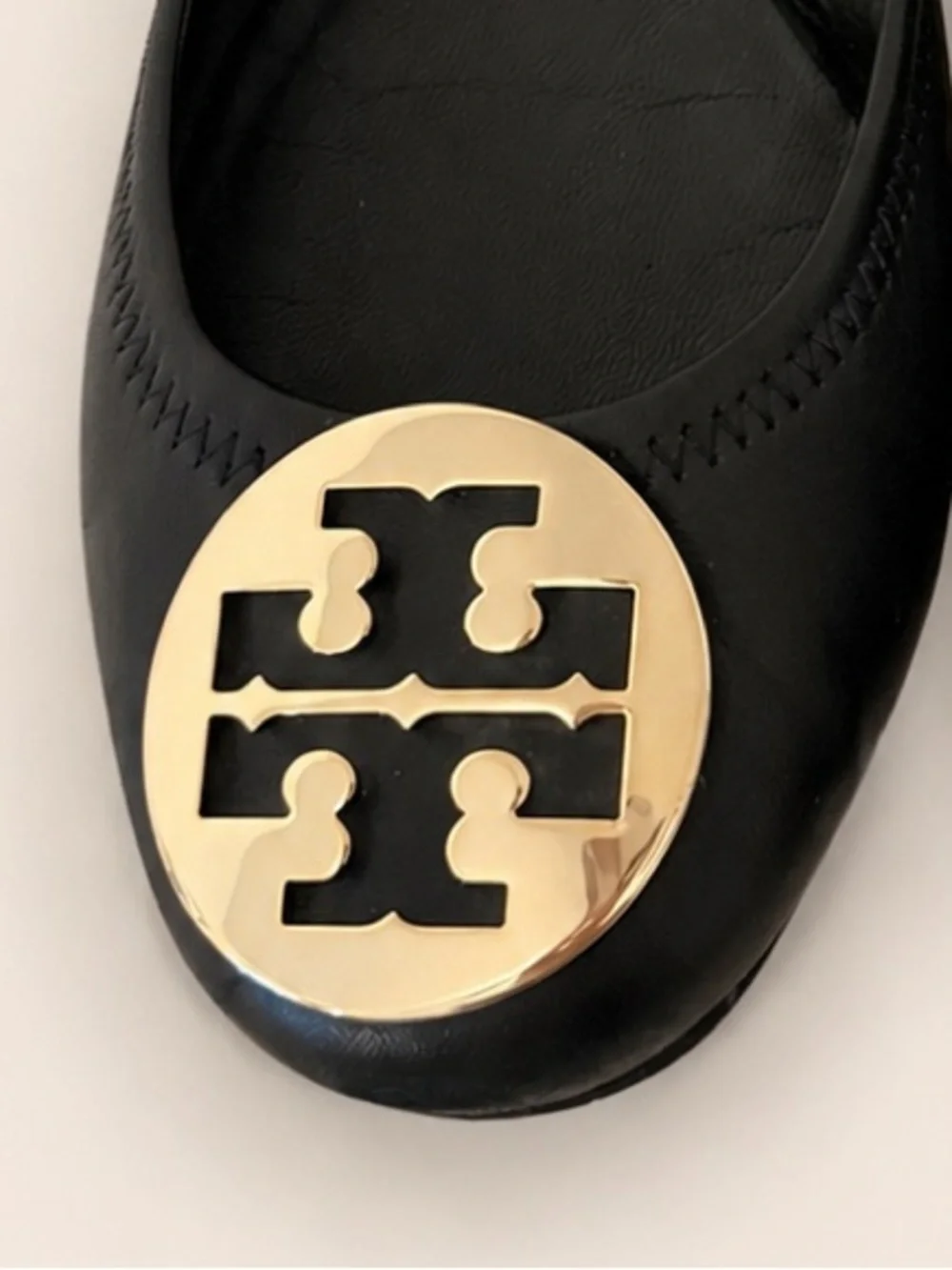 Tory Burch Black Leather Logo Ballet Flats Gold Medallion.